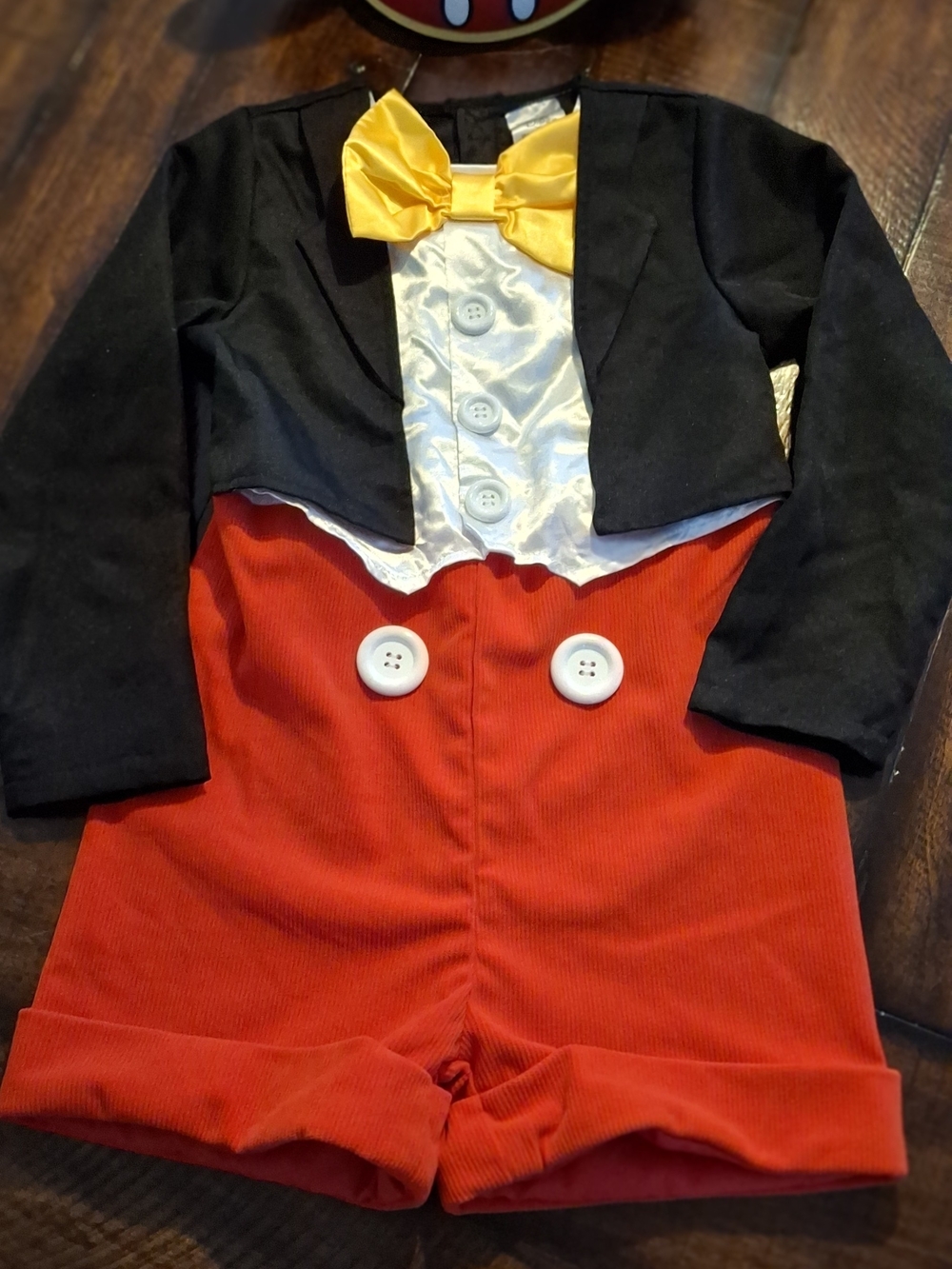 Disney Classic Mickey Mouse Costume